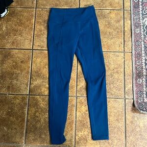Under Armour leggings - size small